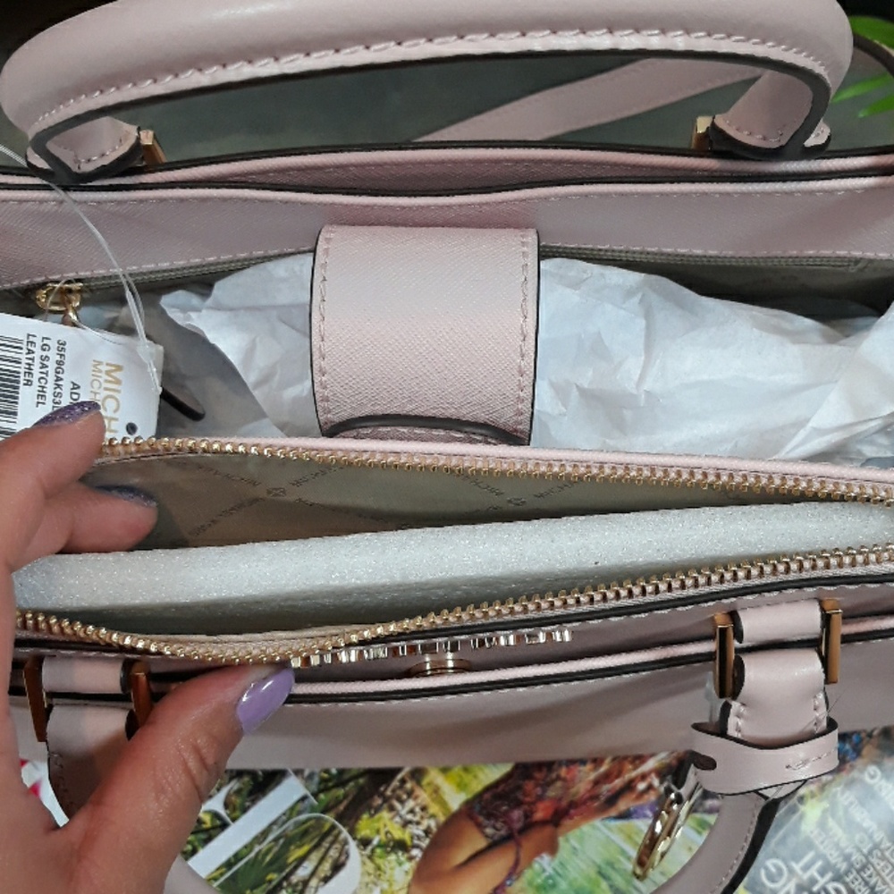 NWT Michael Kors Adrienne Blossom - Picture 4 of 8